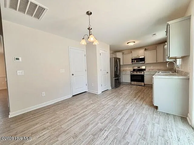 319 Cotton Hill Pl — Photo 7