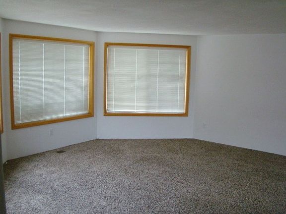 5th image of 748 Summer Glen Dr