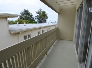 396 Cypress Dr APT G, Laguna Beach, CA 92651