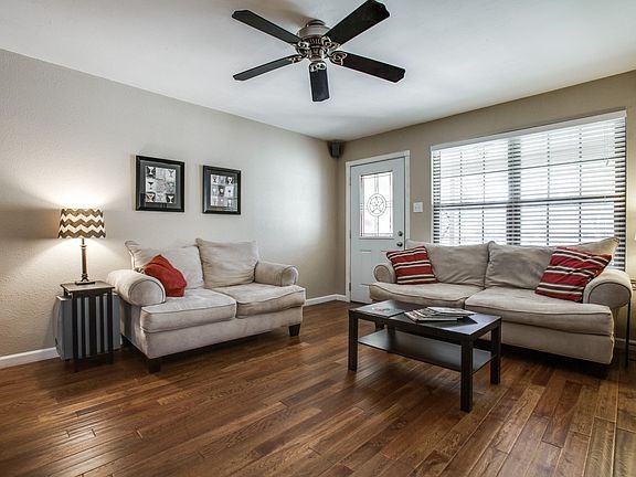 2nd image of 607 S Weatherred Dr