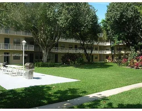 500 NE 2nd St Photo 1 500 NE 2nd St Photo 1