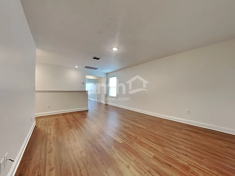 3312 Roundabout Dr — Photo 12