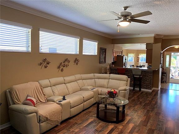 4th image of 5716 Blue Savannah Dr