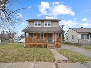45 E Cornell Ave, Pontiac, MI 48340