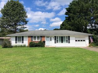 124 Swainford Dr, Heath, OH 43056