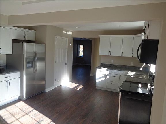 3rd image of 6155 E Edgewood Ave