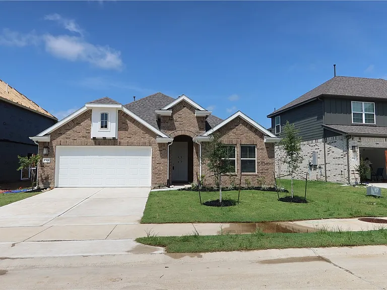 6306 Fulton Dr — Photo 1
