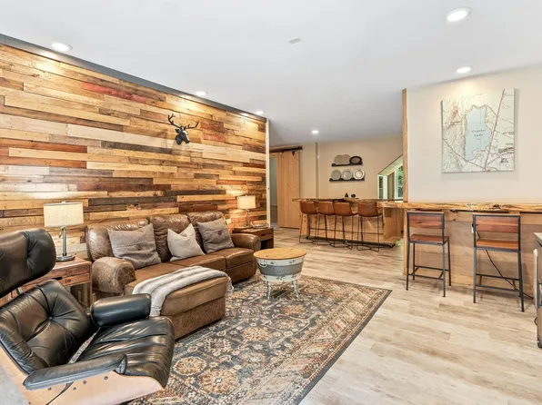 35 Mayberry Road, Gray, ME 04039