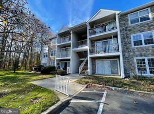 47 Holly Ct, Hamilton, NJ 08619