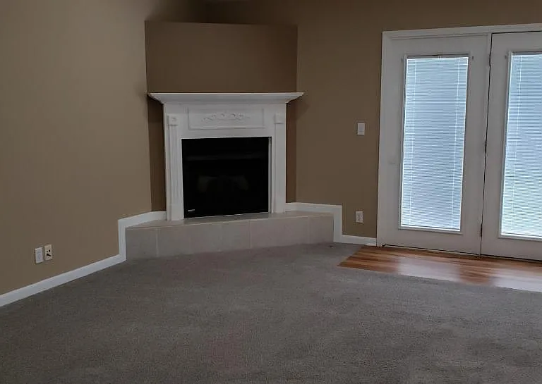 2301 Silver Crest Ct — Photo 3