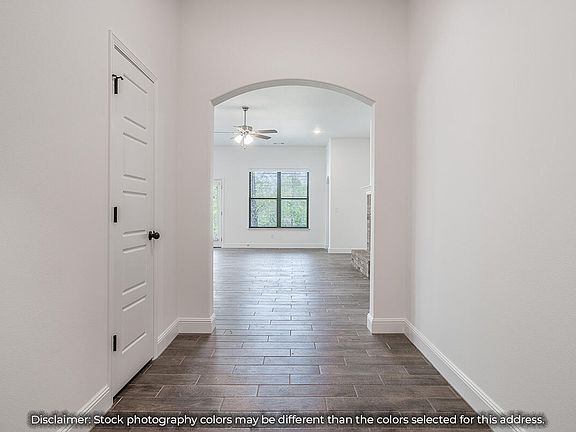 4th image of 1507 E White Oak Street