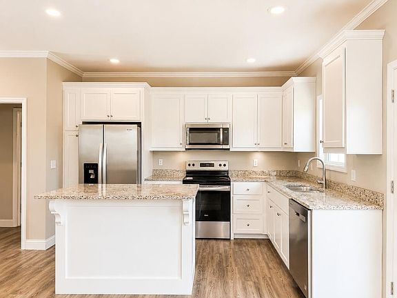 4th image of 4037 Colbie Way