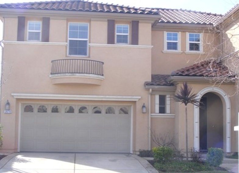 1st image of 2678 Shinn Pl