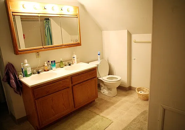 3 bed, 1300 sqft, $425 — Photo 4