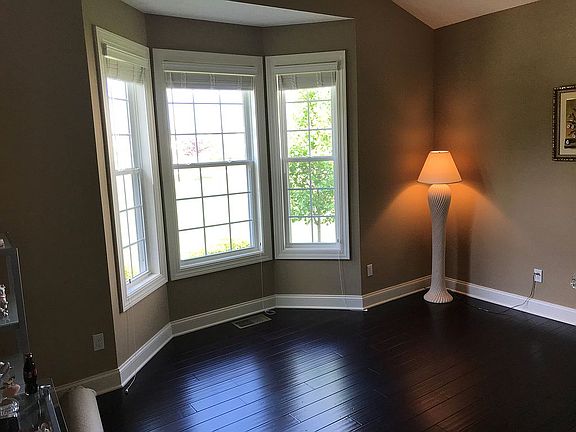 5th image of 6700 River Walk Dr