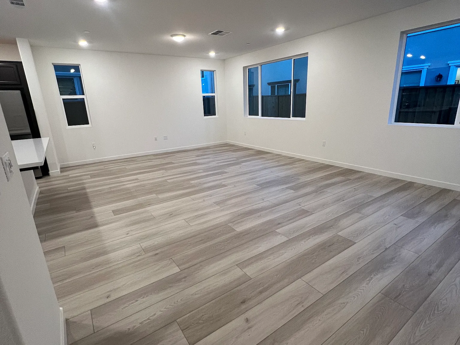 5459 Knights Valley Ln — Photo 4