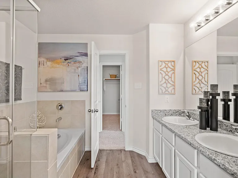 5600 Shore Point Trl — Photo 24
