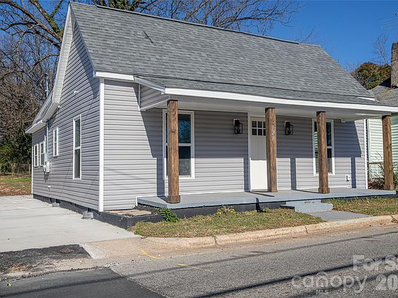 3rd image of 929 S Long St