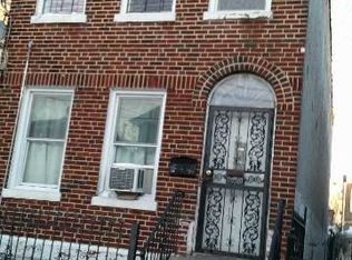 3317 110th St, Flushing, NY 11368