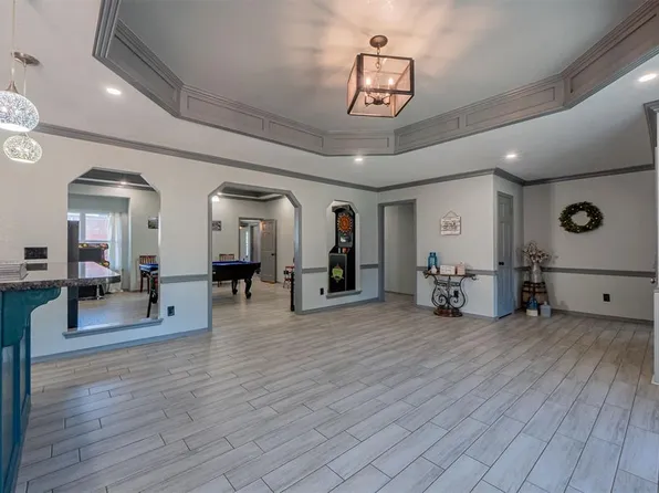 212 Sage Brush Rd, Yukon, OK 73099