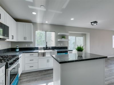 6343 Bursting Nova Ct, Las Vegas, NV, 89156