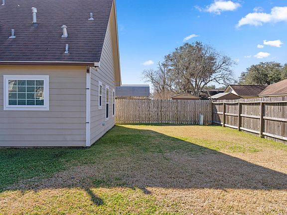4th image of 4404 Cardinal Dr