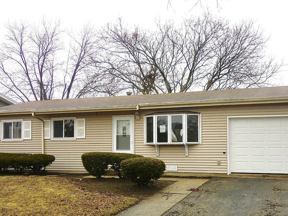 1180 Larkdale Row, Wauconda, IL 60084 Zillow