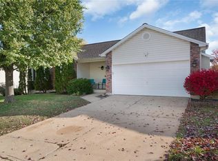1114 Danielle Elizabeth Ct, O'Fallon, MO 63366