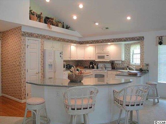 2nd image of 3152 River Bluff Ln