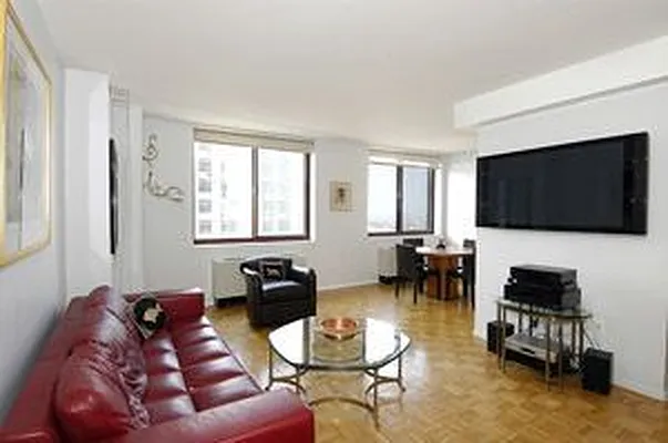 Sold by Douglas Elliman | media 20