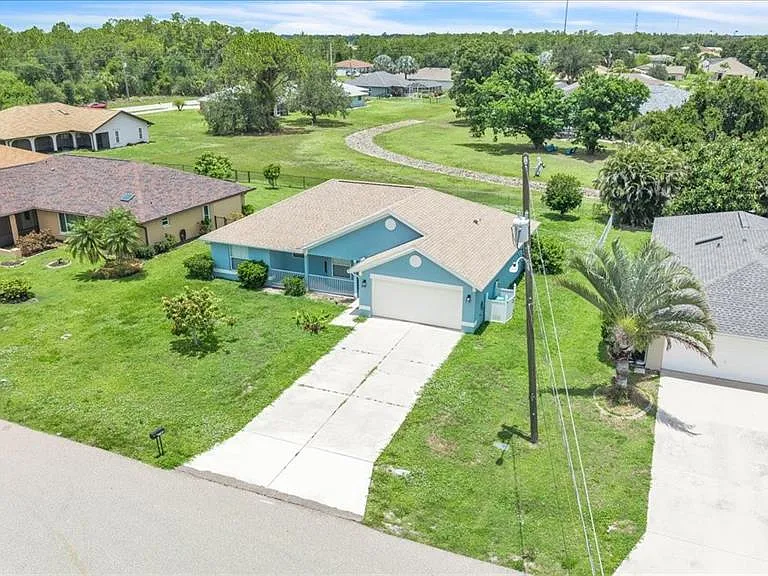 1708 Blue Lake Cir — Photo 45