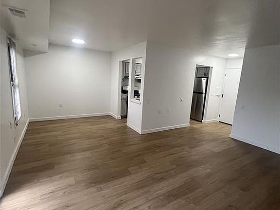 3rd image of 30535 W Forteen Mile Rd