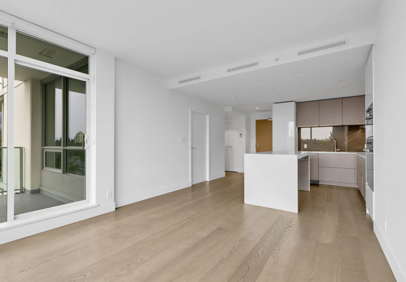 1 bed, 580 sqft, $2,750 — Photo 4