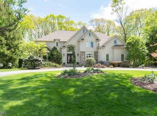 17 Canterbury Rd, Denville, NJ 07834