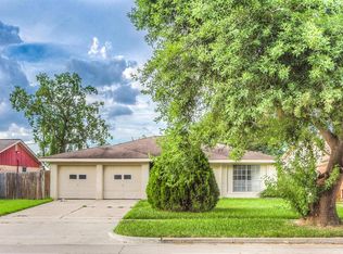 4006 Dalmatian Dr, Houston, TX 77045