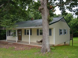 5715 Uwharrie Rd, Archdale, NC 27263