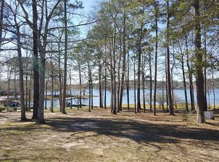 567 Oakridge Ln, Hemphill, TX 75948
