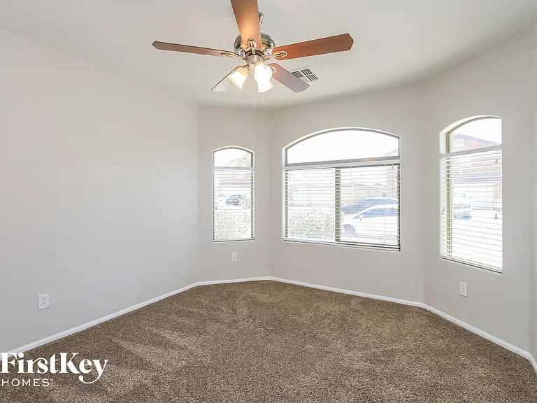 4186 E Aragonite Ln — Photo 10