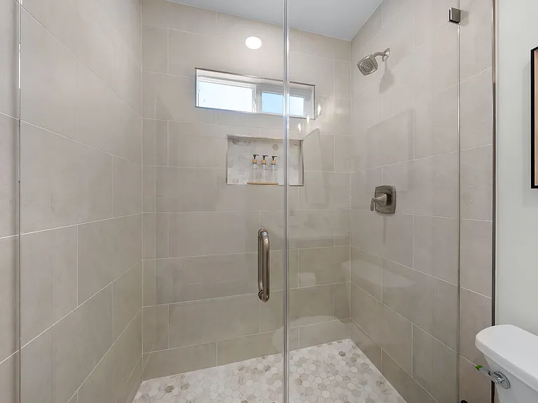 4062 Goldfinch St — Photo 16