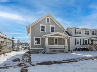 1633 C Ave NW, Cedar Rapids, IA 52405