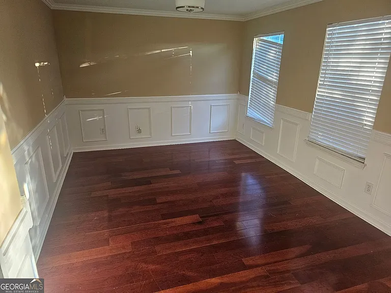 9376 Carnes Crossing Cir — Photo 4