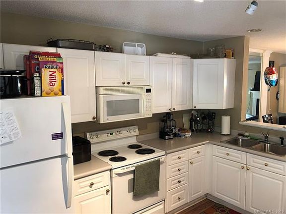 2nd image of 5907 Moose Ln