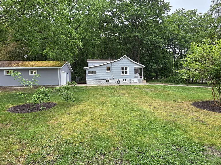 1340 S Shore Dr — Photo 21