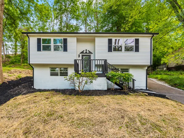 212 Cox Dr, Harriman, TN 37748