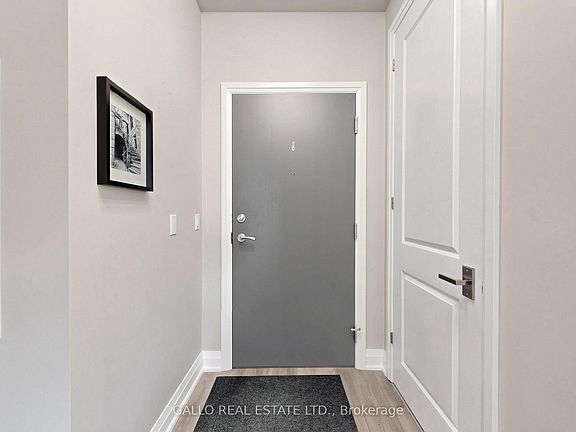 4th image of 25 Baker Hill Blvd #118