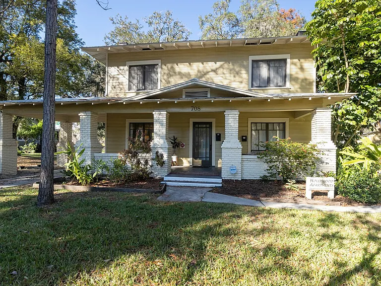 708 E Hollywood St — Photo 1