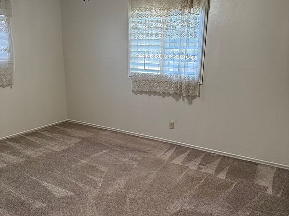 3rd image of 1716 Virginia Ave