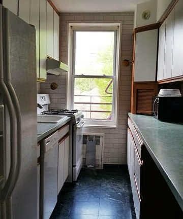 3rd image of 8425 118th St APT 4E