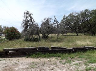 250 Friendlywood Dr, Canyon Lake, TX 78133