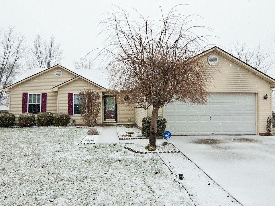 1st image of 740 E Arielle Ct